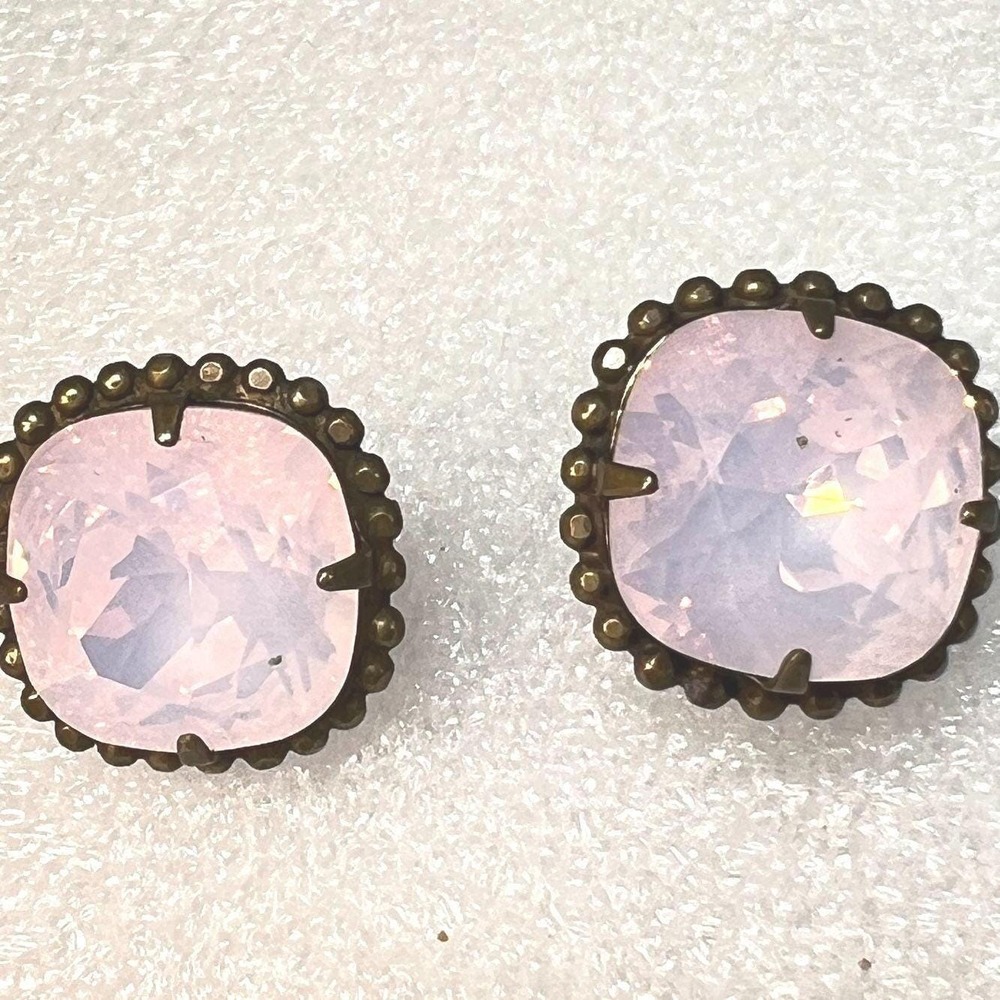 Vintage Sorrelli Stud Earrings Crystal Cushion Cut‎ Brass Tone White Iridescent
